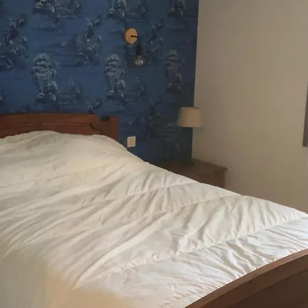 بيت للعطل De *